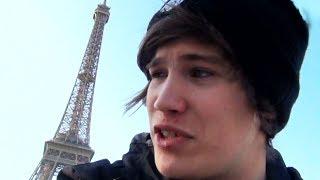 PARIS SMELLS LIKE PISS
