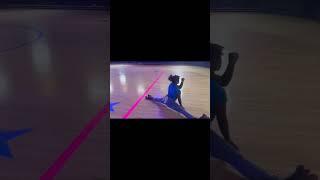 The Art of Splitting on Roller skates