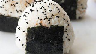 Easy Japanese Spicy Tuna Onigiri #Shorts