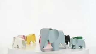 360 Degree Movie of the Vitra Eames Elephant Small