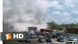 The Mist (1/9) Movie CLIP - The Mist Arrives (2007) HD