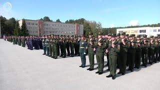 Более 300 курсантов приняли присягу в Новосибирском высшем военном командном училище