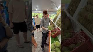 Skilled Durian Cutting in Malaysia