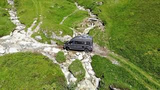 Karmann Dexter 560 4x4 | Offroad in den Alpen | Ford Transit Allrad | Drohnenaufnahme