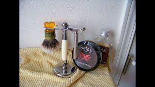 Yaqi Flipside Razor, Yaqi 22 MM Two Band Badger, Razorock XXX Soap