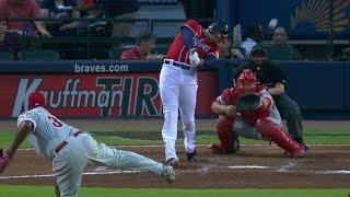 PHI@ATL: Freeman brings in Simmons with a double