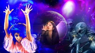 Intergalactic Idols From Outer Space - Space Hit from another time and dimension - In HD