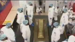 Imágenes de exhumación de restos de El Libertador Simón Bolivar
