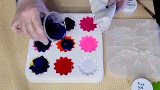 #2246 Stunning Holographic Effects In These Resin Lotus Flower Keychains
