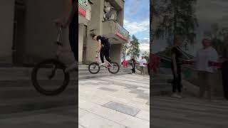 Ванети на bmx #bmx #subscribe #bmxfamily #bmxbike #bmxstreet #bmxlife #funny #bikelife #bmx4life