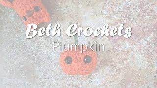 How To: EASY CROCHET TUTORIAL - Halloween Pumpkin! | HiyaHiyaEurope