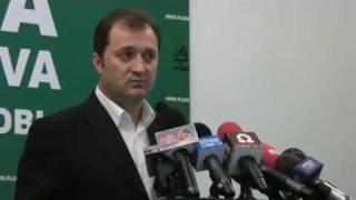 Smirnov şi Voronin cresc mistreţi în pădurea din Copanca