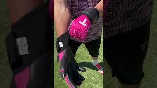 T1TAN pink gloves ASMR #shorts