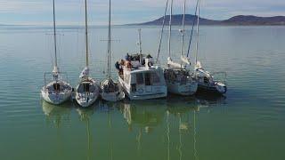 Hidegen Légió, avagy vitorlázás a téli Balatonon