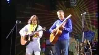 Tommy Emmanuel & Timur Vedernikov playing Borsalino