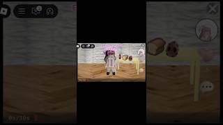 BAKING WITH MADDIE #roblox