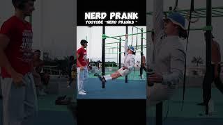 Elite Gymnast pretended to be a nerd in the Calisthenics park | Prank #prank #anatoly #funny