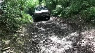 Betsy the Land Rover Discovery 1 Off Road