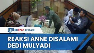 Reaksi Bupati Purwakarta Anne Ratna saat Diajak Salaman Dedi Mulyadi, Menunduk sambil Pegang HP