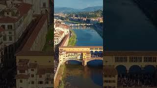 Florence - Ponte Vecchio  #travel #italyculture #italiancity #italy #sculpture #tuscany #art