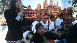 [Dany] Chanson traditionnelle Khmer