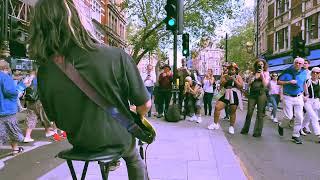 Awesome Street Talent! While My Guitar Gently Weeps, Miguel Montalban | The Beatles. Dangerous!