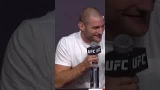 Твой PornHub забит мультиками. Шон Стрикленд троллит Адесанью. #shorts #адесанья #ufc #мма