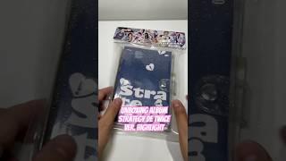 Unboxing album ‘Strategy’ ver. Highlight de #twice #kpop