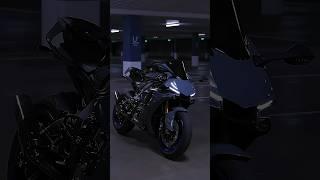 The Yamaha R1 #bikes #yamahar1 #viralshorts #shorts #ducati #bmws1000rr #ducatibiker #motivation