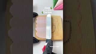 Easy Cactus Cookie  Royal icing recipe link in bio #cookiedecorating #easy #satisfying #cactus