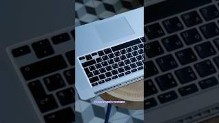 MacBook без экрана🫨