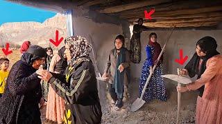 Grandma  and Naseroo's family help Fariba to build the room