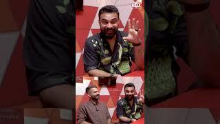 മരണമാസ്സിലെ മരണമാസ്സ്‌ scene.#Narivetta #MaranaMass #tovinothomas #BasilJoseph#redfm #redfmmalayalam
