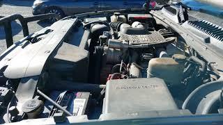 Chevrolet engine sound of 2001 Silverado 2500Hd Ls 1GCHK29181E306369