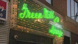 Chicago’s iconic Green Mill Cocktail Lounge reopens, with some changes