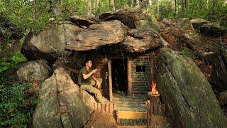 Build an Underground Bushcraft Cave For Survival in The Rain Forest, Catch and Cook