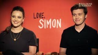 Katherine Langford und Nick Robinson über "Love, Simon"