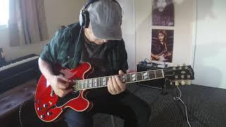 Jam over " Ice groove blues in C"   ( MCCD  Sessions).