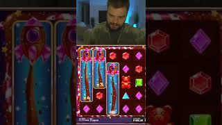 MAKSONE ЗАНОСИТ В КАЗИНО ЗАНОСЫ НЕДЕЛИ  #casino #онлайнказино #slot #short #успех #деньги