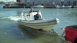 TOP TIPS on putting your boat onto a trailer