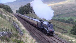 A4 60007 Takes 12 over the Long Drag on the Fellsman 28/8/24.