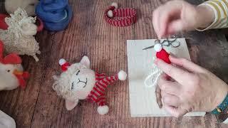 Needle felting Tutorial - Easy Christmas Crafts - Pom-pom scarf for needle felting projects