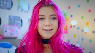 Jessie Paege - Villain (Lyric Video)