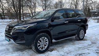 Новый Toyota Fortuner 2023г, 2.8d - 200лс, цена 4.850.000 рублей. Без УТИЛЯ.