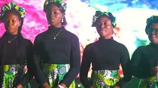 De Emeralds Choir Performs a Stunning Rendition @ Dr. Abiola Bashorun Beebash birthday