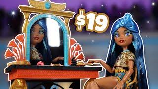 Monster high what is this? Self scare day vanity & Cleo doll review