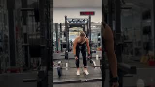 Lifting Straps Made Easy: Beginner's Guide to Busting Your Lifts!