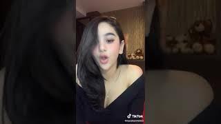 woww....video tik tok Hana hanifah