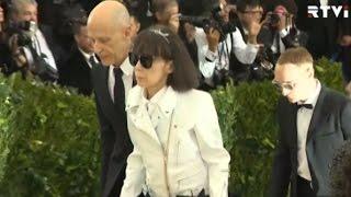 Бал Met Gala 2017 посвятили творчеству японского модельера Рей Кавакубо