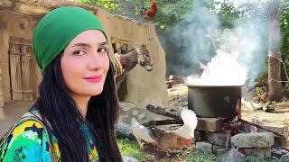 Village Life Iran: Harvesting Fresh Mulberry | Easy & Rustic Cooking